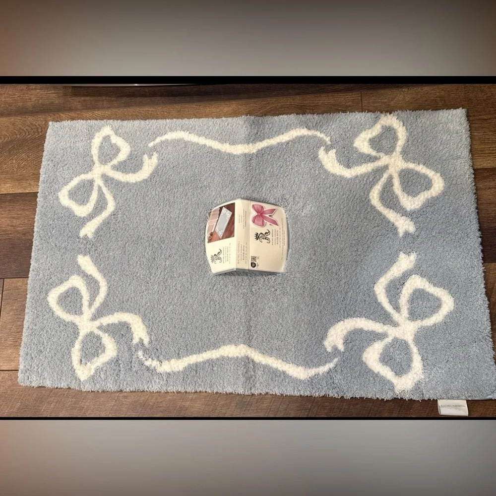 Blue Bow Bath Rug